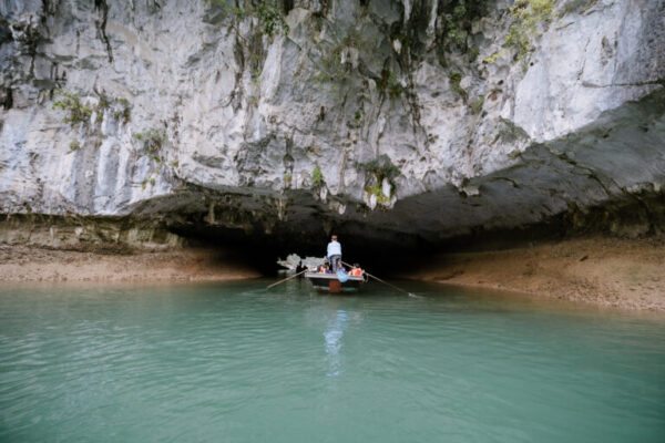 Aqua of the Seas Cruise Halong bay