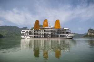 La Regina Legend Cruise Halong Bay