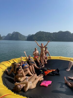 Oasis Party Cruise Halong Bay