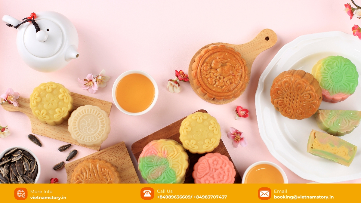 Mid-Autumn Festival: 5 Magical Moments in Vietnam 3 Vietnamese mooncakes with tea during Mid-Autumn Festival