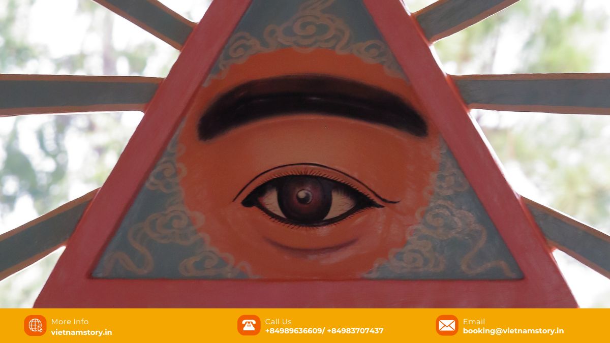 Religion in Vietnam: A Tapestry of Beliefs and Syncretism 5 The omnipotent Divine Eye - symbol of Cao Dai religion in Tay Ninh