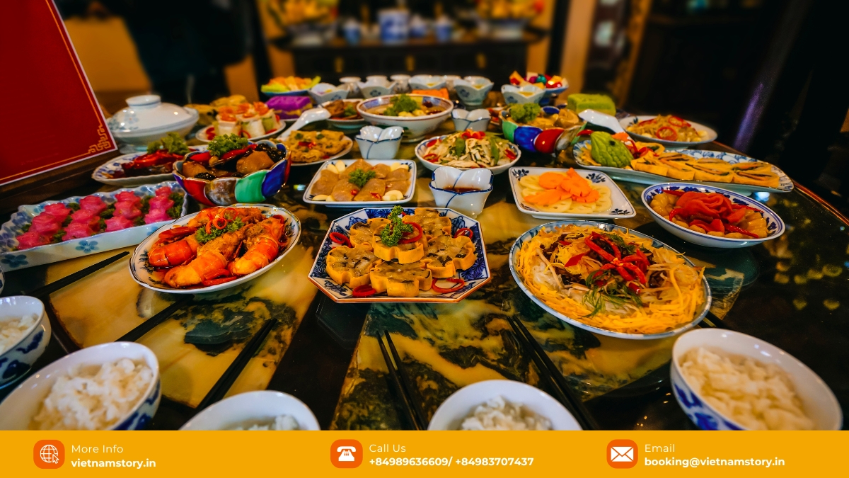 Vietnam Newyear (Tet): Your Essential Guide to Vietnam's Biggest Celebration 6 Joyful family celebrating Vietnam Newyear (Tet) with traditional decorations
