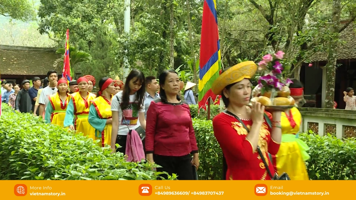 Traditional Festivals take place every year at Hoa Lu Ancient Capital Traditional Festivals take place every year at Hoa Lu Ancient Capital